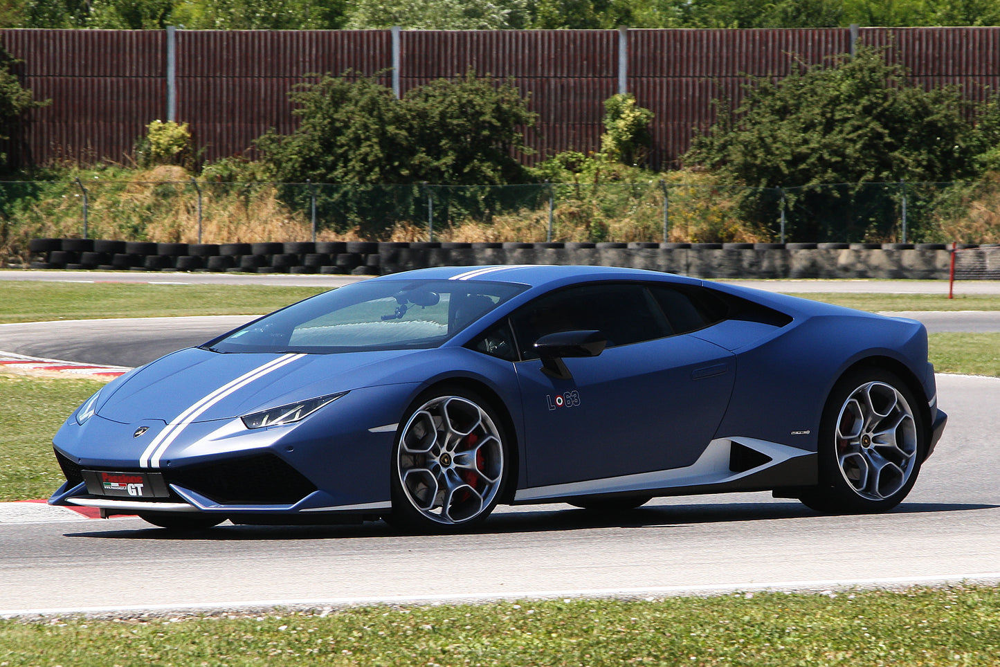 Guida una Lamborghini Huracán AVIO in pista