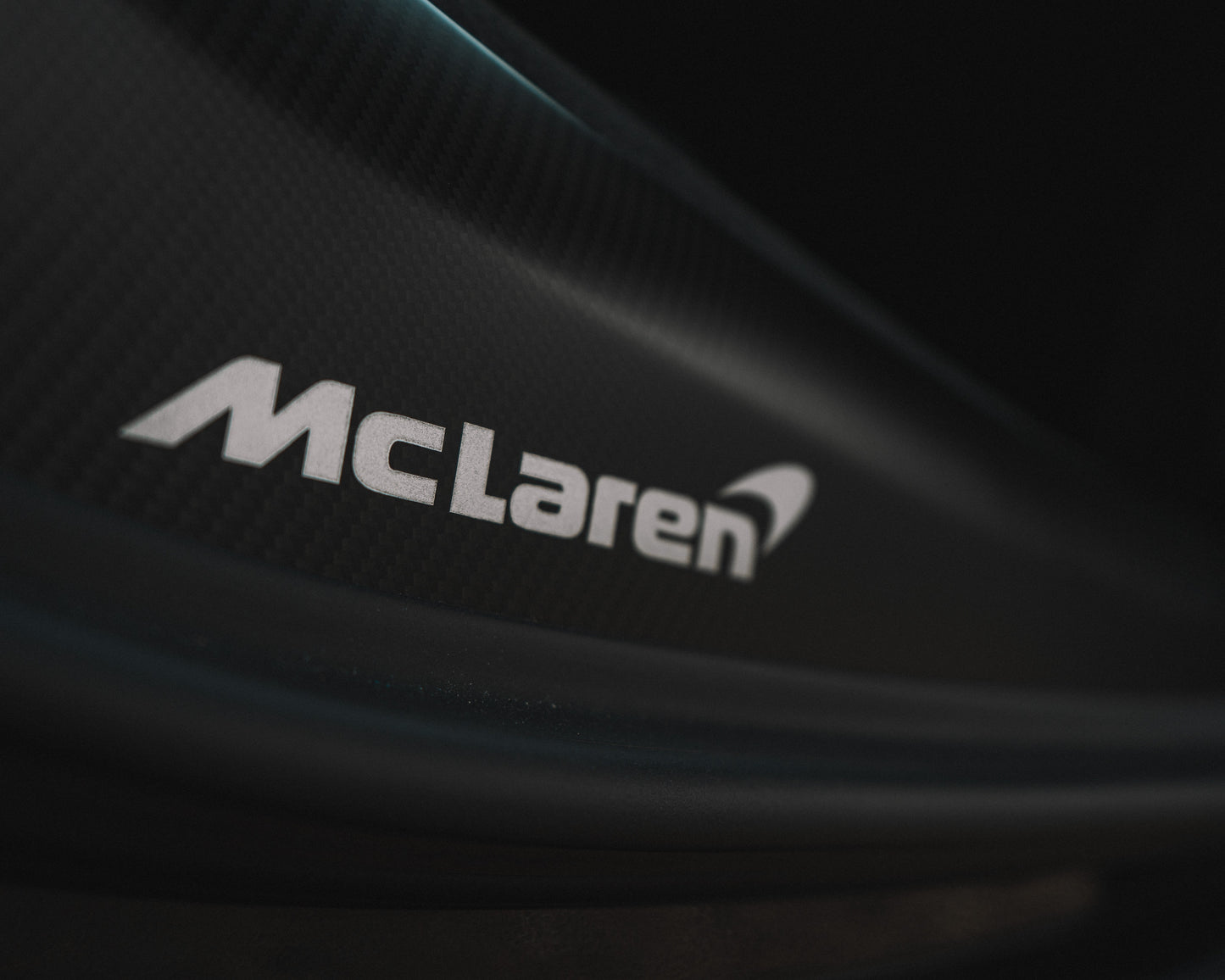 Corso di Guida Sportiva in McLaren Artura Performance