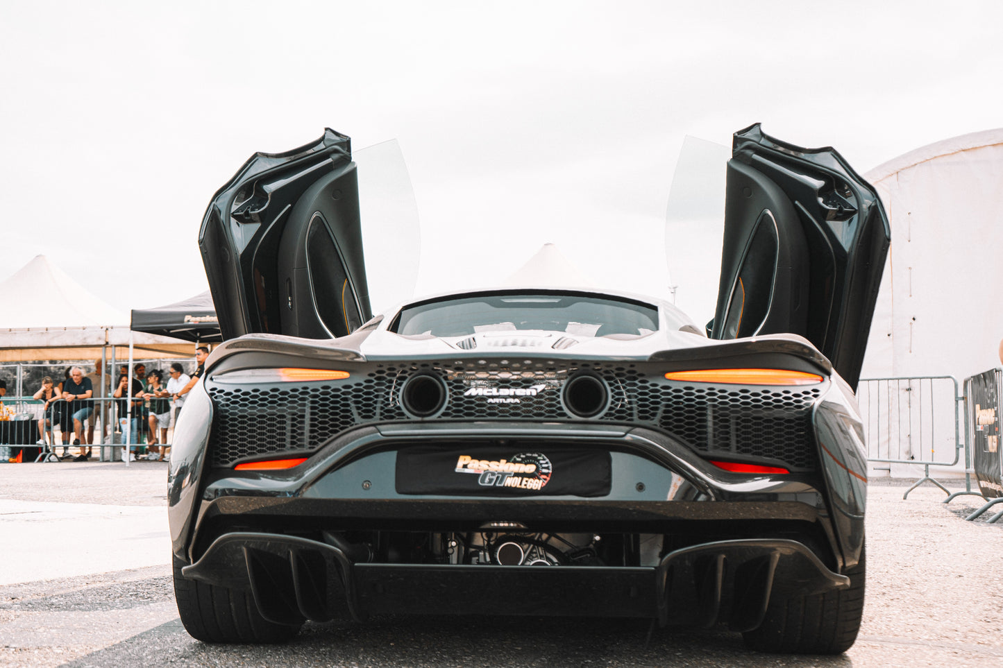 Corso di Guida Sportiva in McLaren Artura Performance