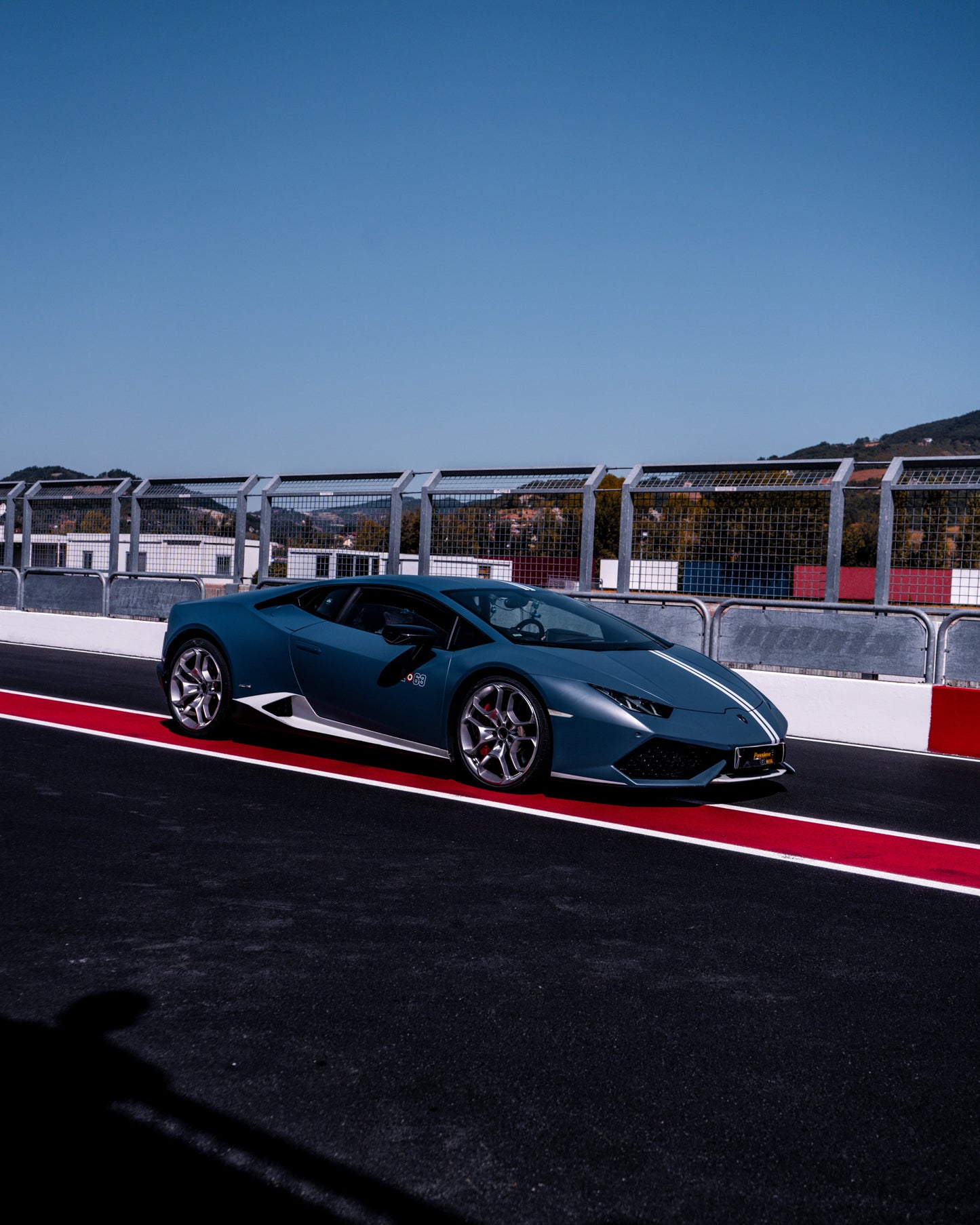 Guida una Lamborghini Huracán AVIO in pista