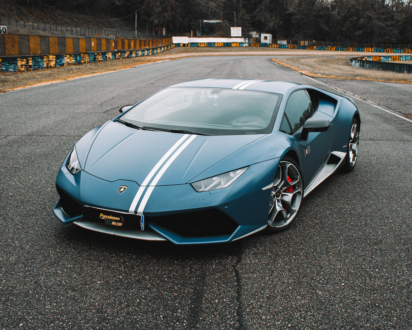 Guida una Lamborghini Huracán AVIO in pista