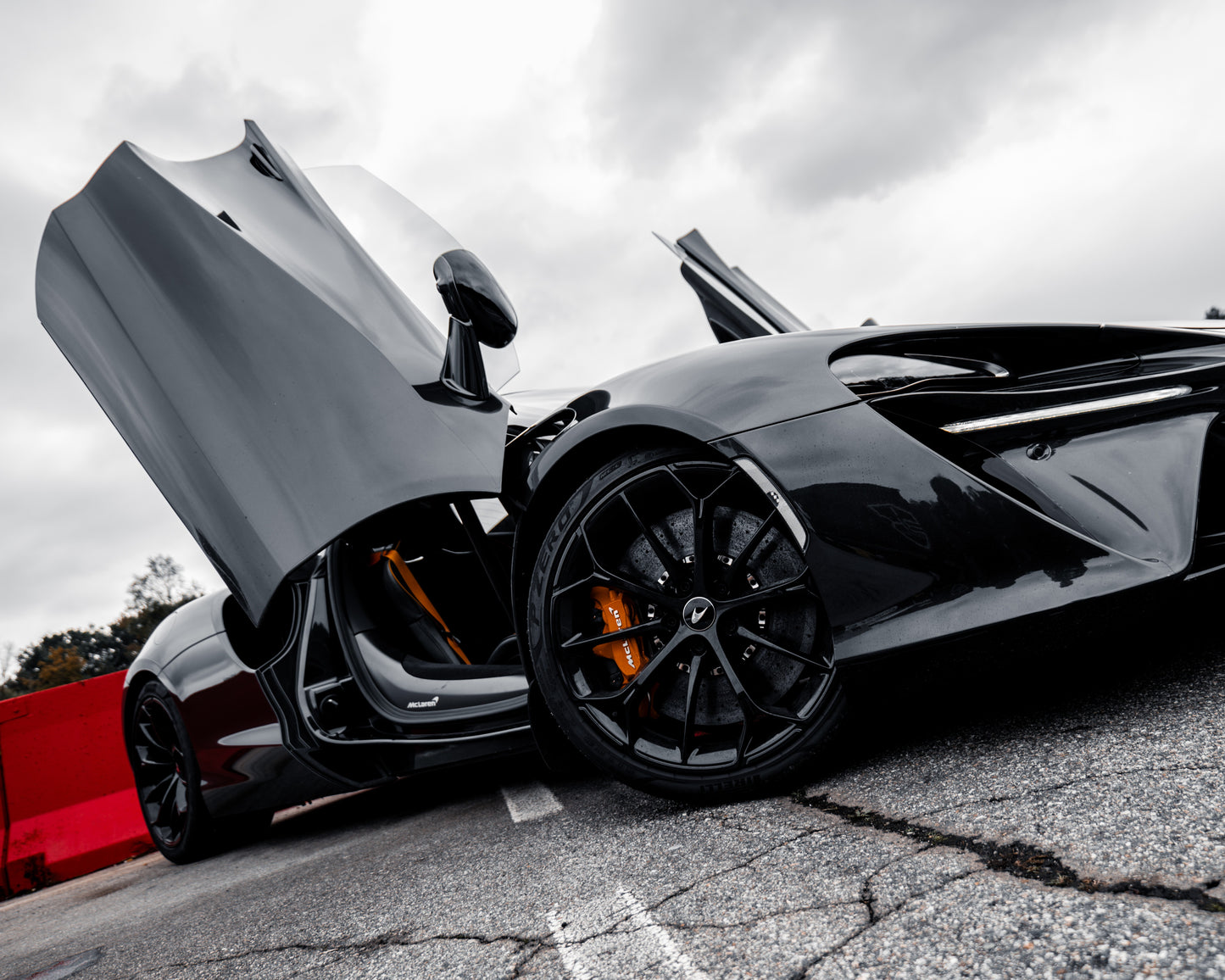 Corso di Guida Sportiva in McLaren Artura Performance