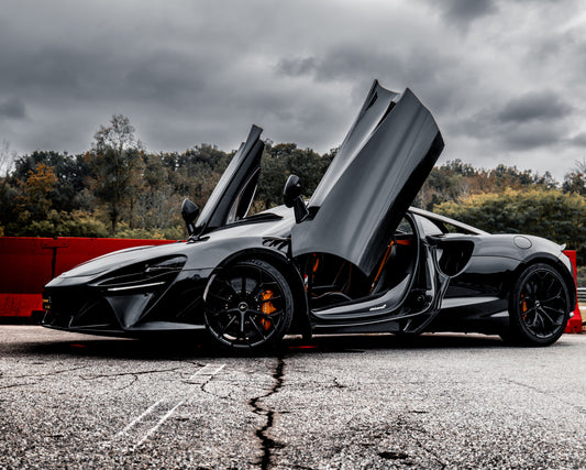 Corso di Guida Sportiva in McLaren Artura Performance