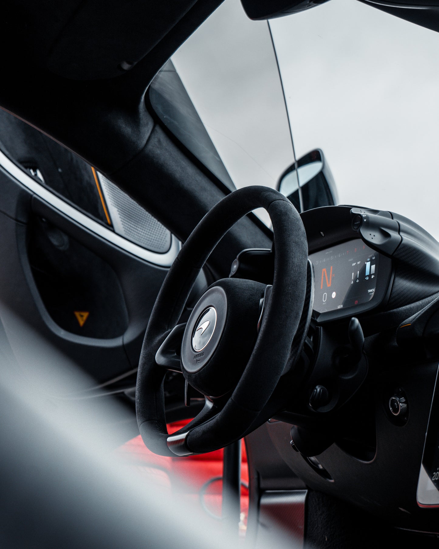 Corso di Guida Sportiva in McLaren Artura Performance