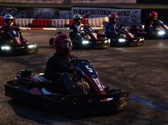 Guida sportiva con Kart vicino a Torino