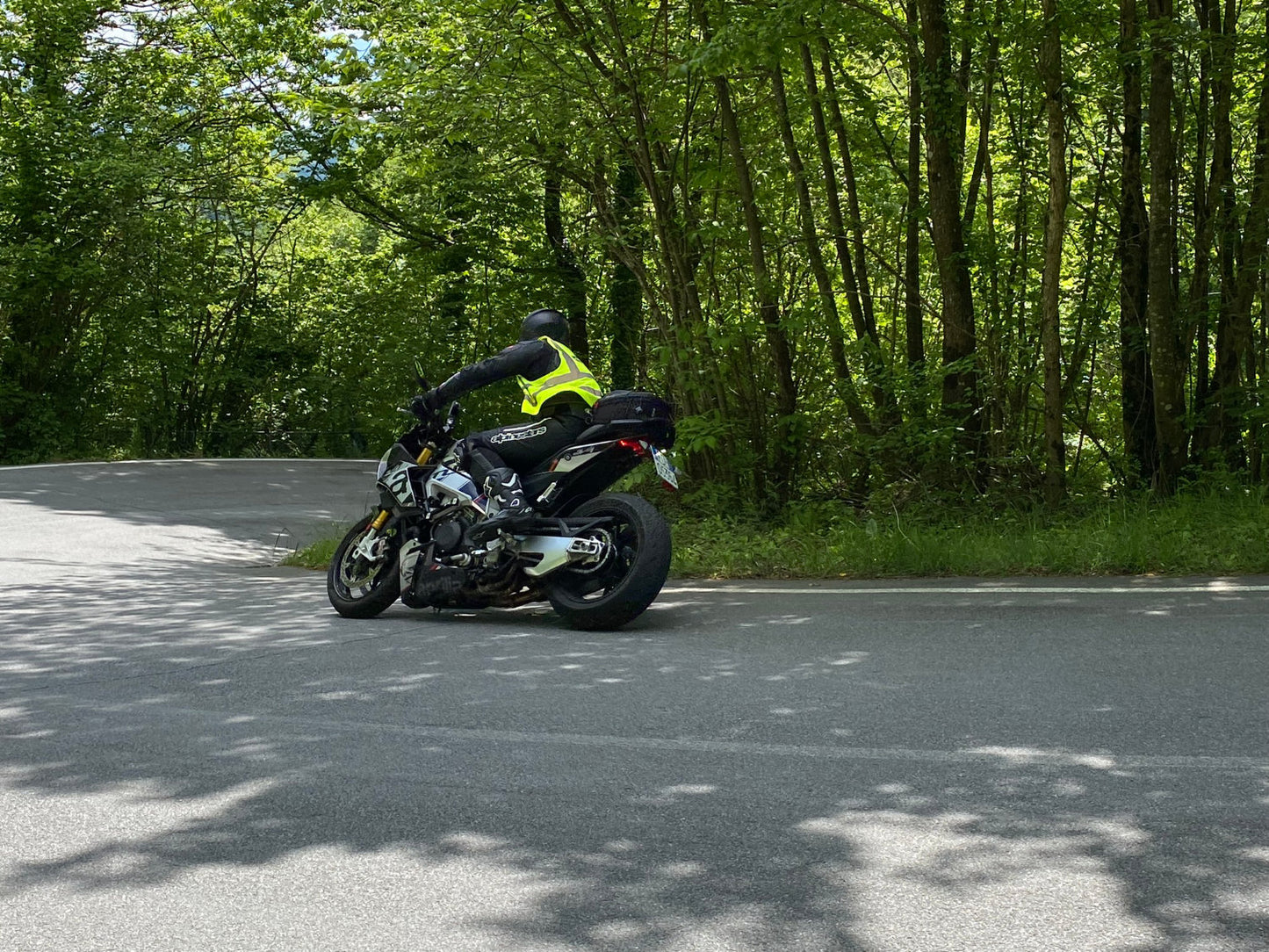 Corso LadyBiker: Tecniche di Guida Sicura su strada due ruote | Liguria e Piemonte