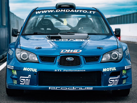 Guida una Subaru Impreza STI Rally WRC in pista