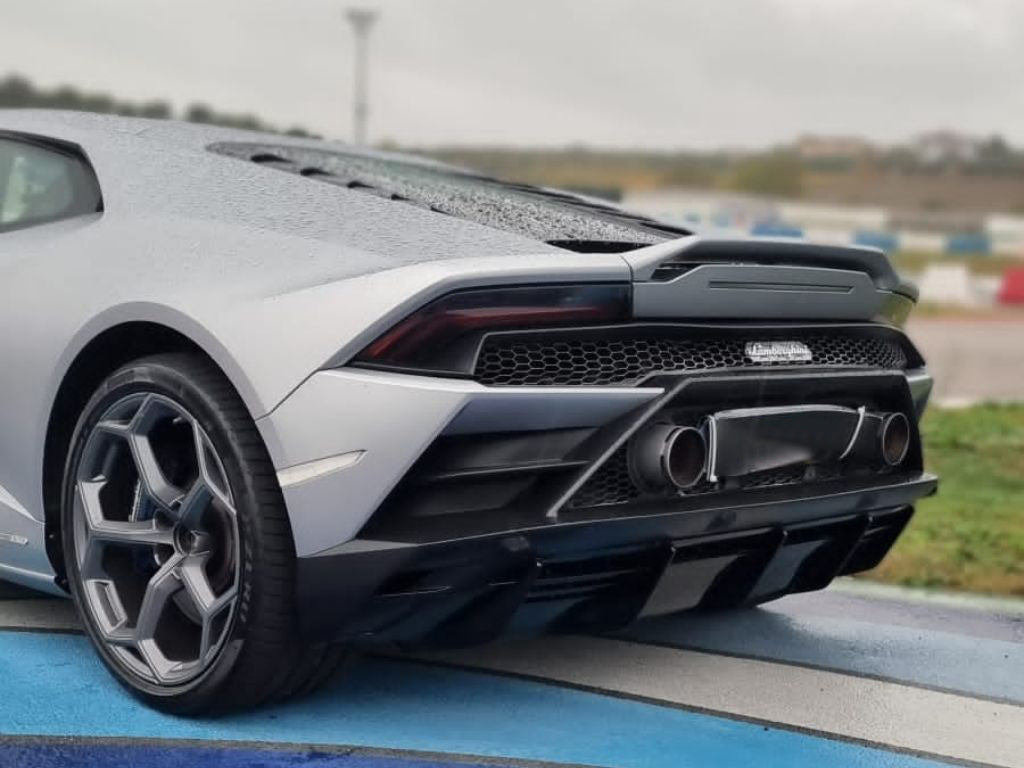 Guida una Lamborghini Huracán EVO in pista