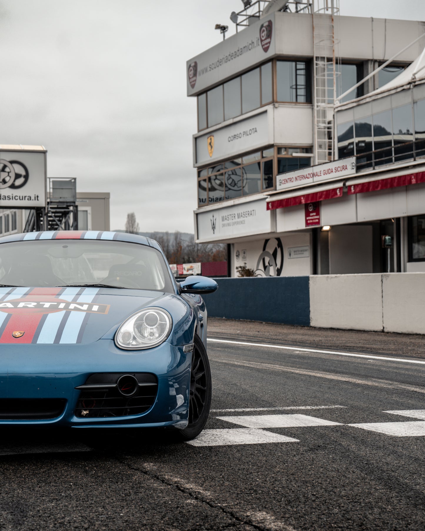 Guida una Porsche Cayman Cup Pista