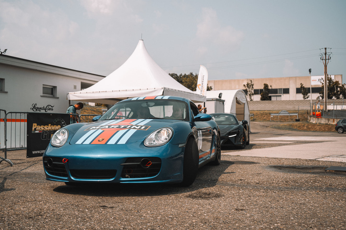Guida una Porsche Cayman Cup Pista